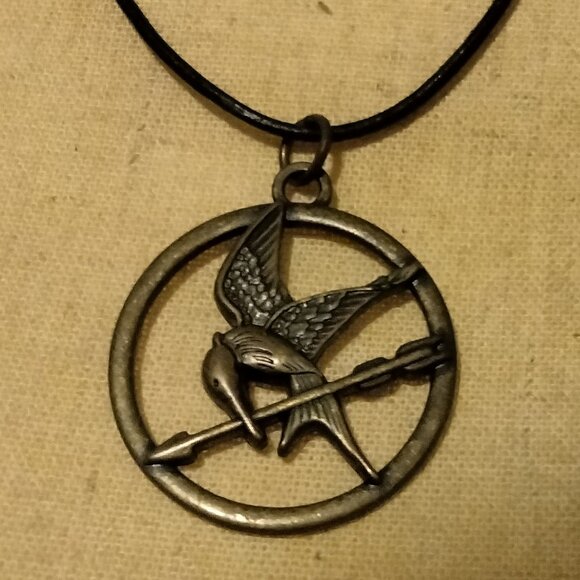 Hunger Games' Mockingjay bird gold tone Pendant on Leather Cord Necklace - Picture 2 of 4